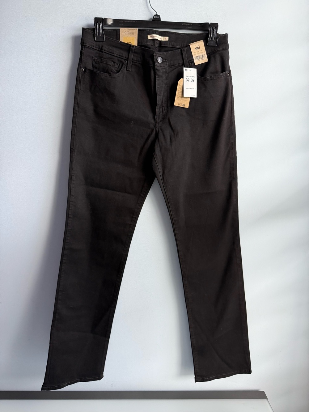 Levi's Women's Black  Denim 314 Shaping Straight Jeans Size 14